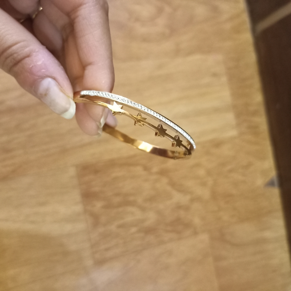 Beautiful designer diamond bracelet with rose gold coating (free size) - Picture 4 of 6